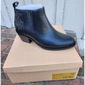 WYDR Faith Step-In Gore Bootie Boots, Comfort, Black Women's US 11, NEW!!